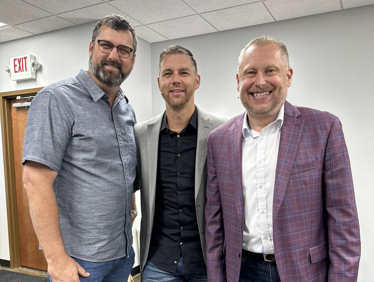 shane_pruitt78's tweet photo. Powerful morning at @PeavineBaptist! Loved preaching the 3 services & for all campuses.

Many people made professions of faith in Jesus for salvation, & others responded by pleading for the Lord to save the lost & for revival.

Thankful for my friends @joelsoutherland (lead pastor) & Nathan McCoy (student pastor). They’re leading well!