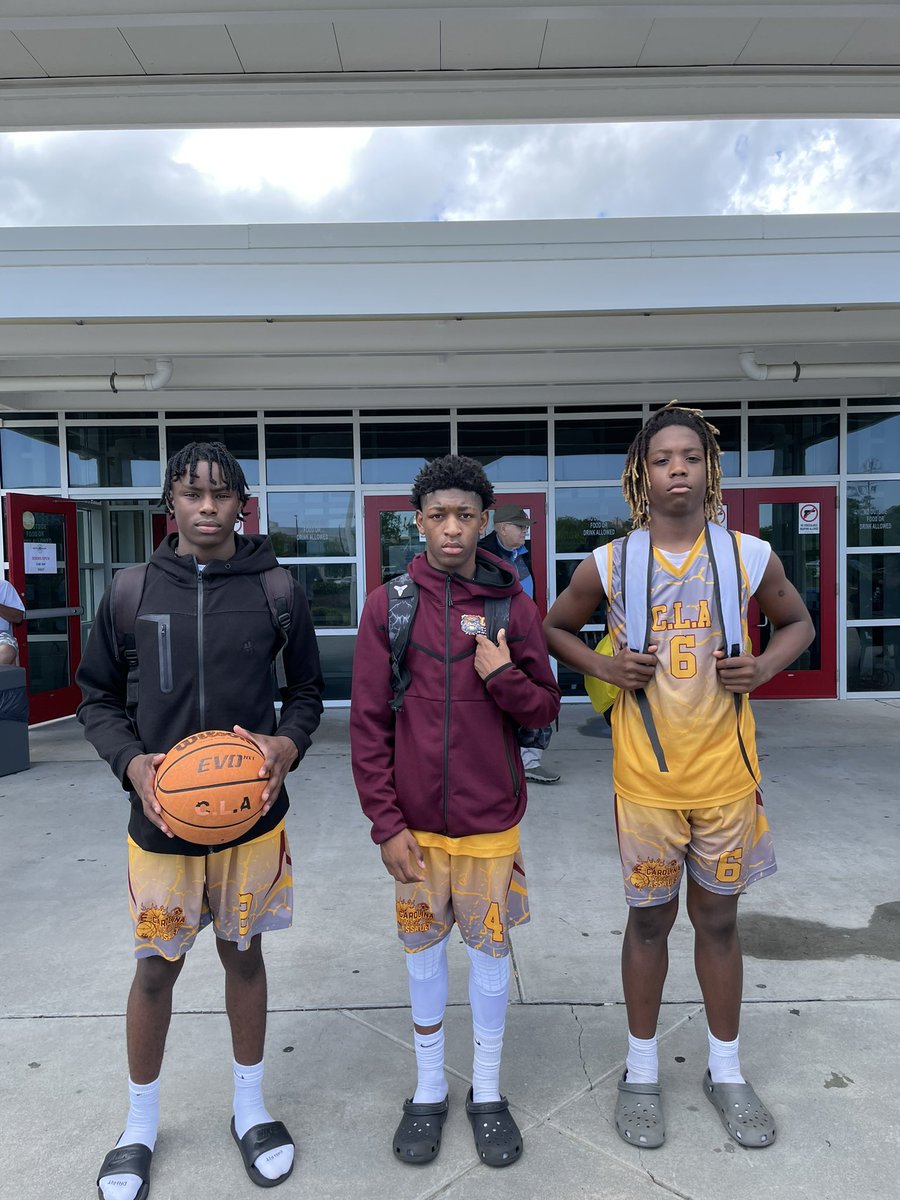 CLA_2026BB's tweet photo. 44-48
#2 Jourdin Mack 17pts
#6 Dre’Von Dopson 13pts
#4 Mario James 12pts
#MBJamLive #BIGSHOTS https://t.co/vj5ixNpOcA