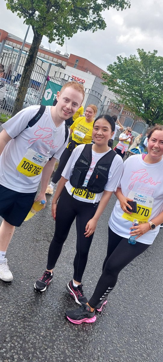 Glow_NI's tweet photo. Well done to our two relay teams who took part in the @belfastmarathon to raise funds &amp; help support more women &amp; girls. 👏 You can still donate to help support us. https://t.co/eMZSMELIUA https://t.co/UfxZmVdRUE