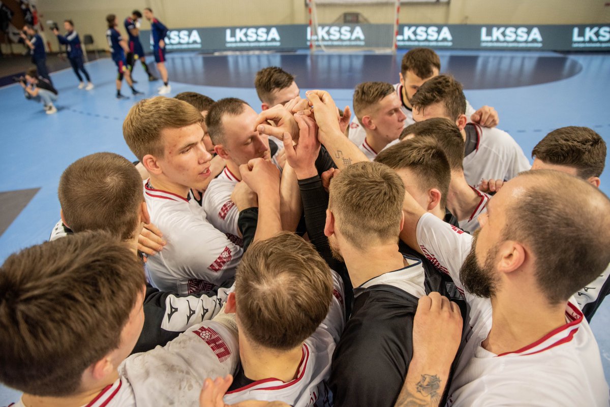 Šodien noslēdzošājā EHF EURO 2024 kvalifikācijas spēlē 🇱🇻Latvijas izlase izbraukumā otro reizi spēkiem mērojās ar 🇵🇱Poliju. Tomēr arī šajā reizē piedzīvots zaudējums, piekāpjoties ar rezultātu 14:31 (9:16) #ehfeuro2024 #Latvijaizlase

handball.lv/news/latvijas-…