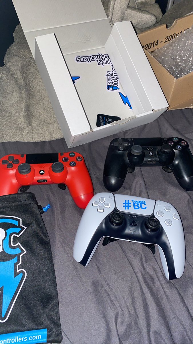 MaliikX7's tweet photo. DM les gars (OWND PS4) https://t.co/zFDVGf4lNz