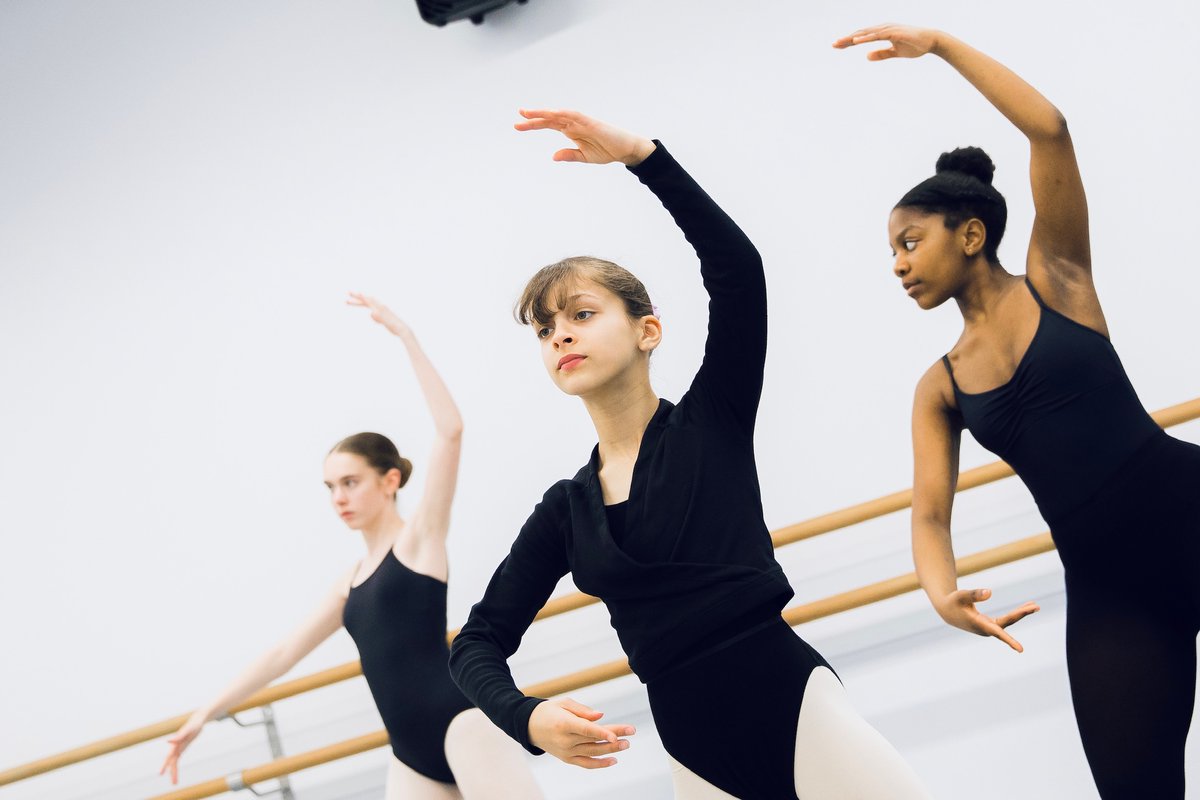 🎯 Spacing day - SMASHED IT

What a lovely day at the theatre getting our showcase production on its feet!  Thank you to the amazing team of chaperones, creatives, teachers and staff for making it possible.  

What a dream team 🤩