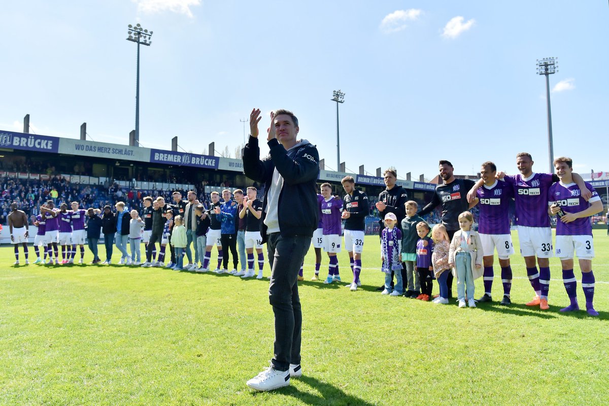 VfL_1899's tweet photo. ©️oach 💜 @tobits7 

#vfl1899 #OSNFSV https://t.co/BFG0wOtMP5
