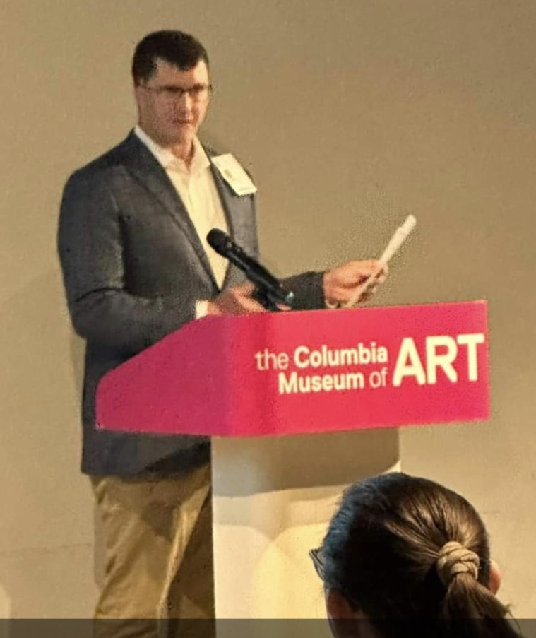 Ben Thompson tweet media