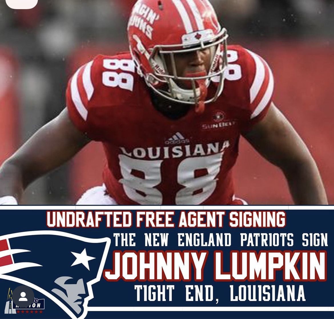 CoachAllen_FDHS's tweet photo. Got a call last night that had me going crazy!This man here has worked his butt off! So glad our athletes have gotten to see him coming to our weight room to work out!The work paid off! @johnnylumpkin88  to the Patriots!!! Let’s gooooo!!! It can happen at 225! #Godperiod https://t.co/I25RPWXo7g