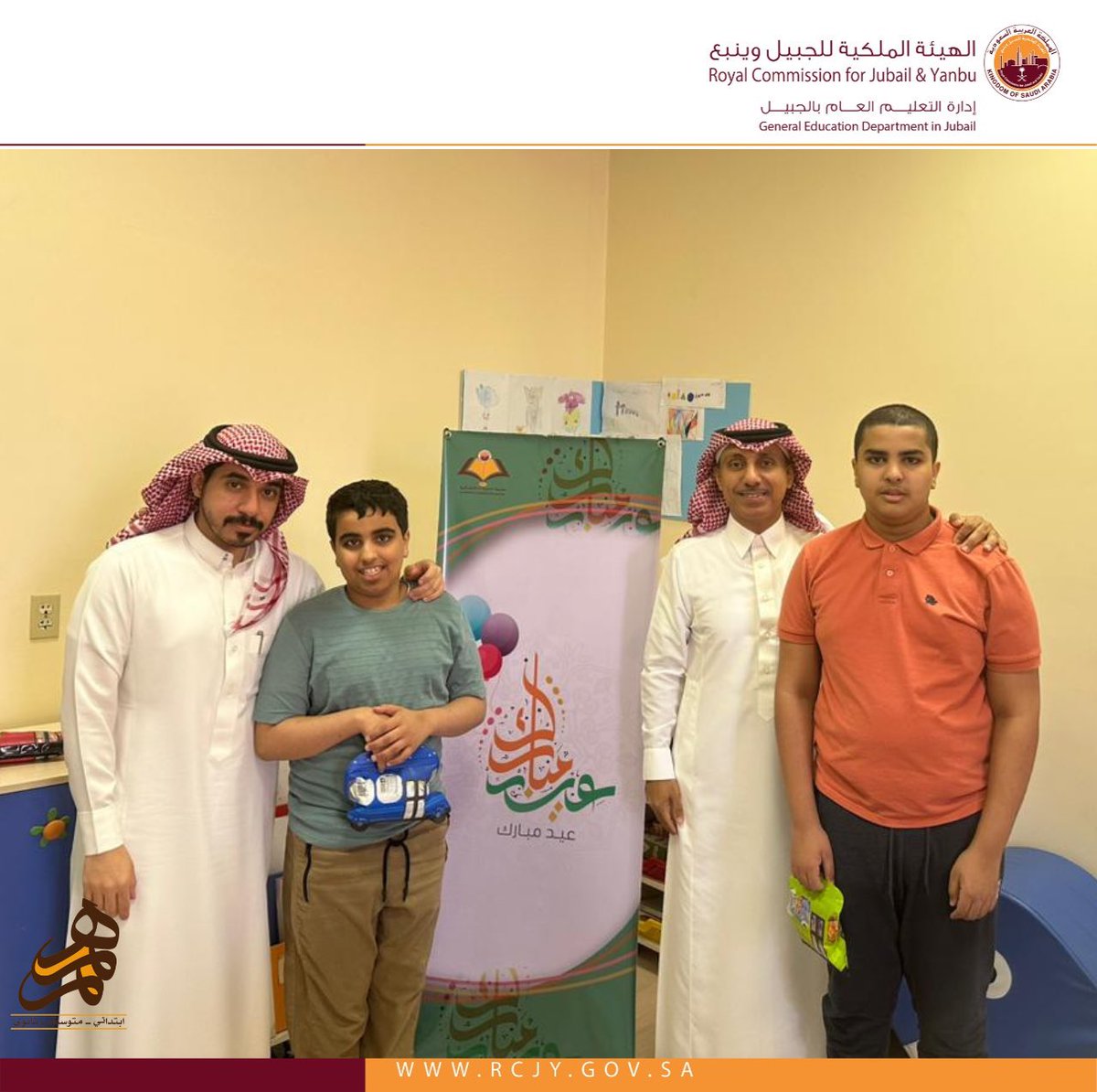 مدارس همم (@hemam_schools) on Twitter photo لقطات 📸 :
#مدارس_همم تعايد تلاميذها بمناسبة عيد الفطر المبارك.
#الهيئة_الملكية_بالجبيل
#كلنا_مسؤول
<a href="/Emrcjubail/">إدارة التعليم العام بالجبيل</a> لقطات 📸 :
#مدارس_همم تعايد تلاميذها بمناسبة عيد الفطر المبارك.
#الهيئة_الملكية_بالجبيل
#كلنا_مسؤول
<a href="/Emrcjubail/">إدارة التعليم العام بالجبيل</a>