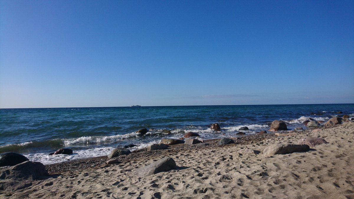 BarbaraS277's tweet photo. Liebe Grüße aus dem Norden 😎 #ostsee https://t.co/LffUEZ5lug