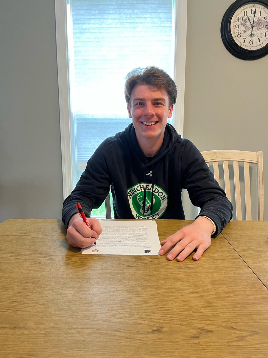 HC_RhodeIsland's tweet photo. Welcome, defenseman Ben Andersen, captain of @hockey_winch to the club! Another #oceanstate original returning home to play junior, a real good player and great lead by example person! #welcomeaboard @EHL_Hockey https://t.co/oxvtzKyQ0K