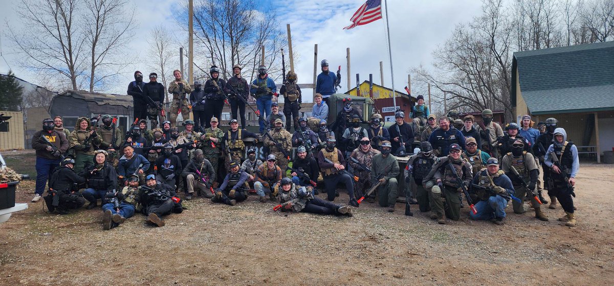 QuackForce's tweet photo. QuackForceAirsoft had an amazing time out yesterday. It was a wee bit moist but still fun! @TwinCityAirsoft provides a nice field and has been making some improvements as of spring so be sure to get out and sling some plastic!! 

#AirsoftStation #airsoft #TCA #fun https://t.co/y0QGHXniQV