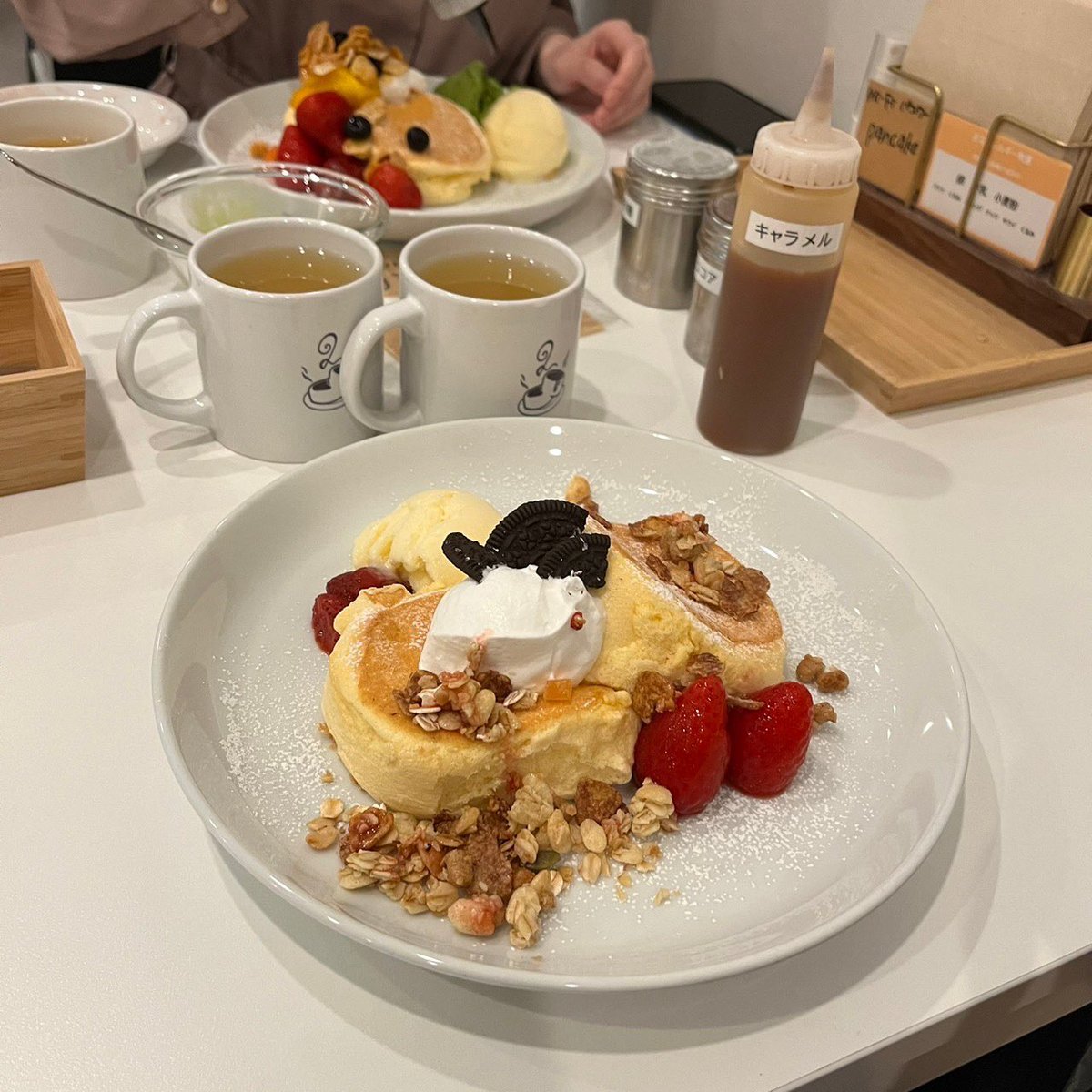 komaswe's tweet photo. 4/29に新入生歓迎会としてパンケーキのろあ様にお邪魔して、パンケーキ食べ放題に行ってきました💗
パンケーキ食べ放題なんて夢のようなカフェが渋谷にあるんです🫶🏻
インスタにはお店の詳細も記載しております👌🏻
入会してくださった方、ありがとうございました❣️ https://t.co/Ov85my4RcR