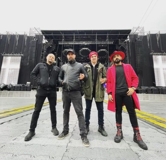 chileanhorsemen's tweet image. #ScanningTheScene🇨🇱| Llegó el día, @CleaverRockBand abrirá los fuegos en el #MastersOfRock

Lleguen temprano y disfruten! 🤟🏼💥

#TheChileanHorsemen
#LocalChapter78
@TheFanLabCL