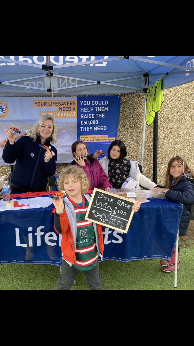 RNLIWestKirby's tweet photo. Shoutout to our amazing #FutureCrew helpers today!
#LifeboatFamily 🧡💙
#WestKirbyLifeboatAppeal 🛟 https://t.co/xbaSgu9YoA