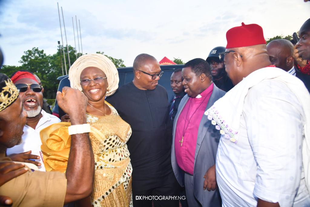 PeterObi's tweet photo. Yesterday evening, I dropped by at the wedding reception of the son of Bishop Isreal Okoye, the Bishop of Ihiala Diocese, Anglican Communion. It was an opportunity to wish the newly wedded couple well and felicitate with the proud parents of the bride and groom. -PO https://t.co/aZhyw0vPXP