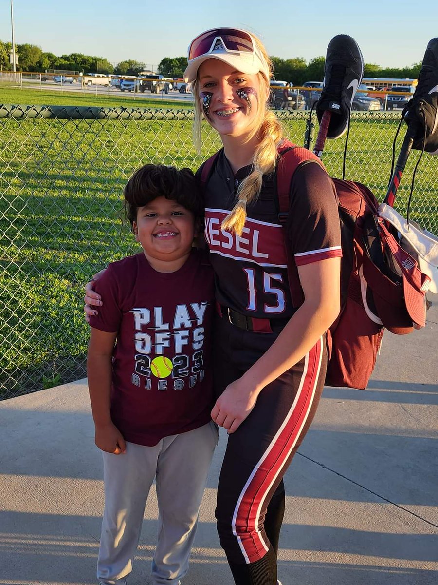 KyleighBenton15's tweet photo. First high school playoff game ✔️
No hitter ✔️
💣16 for @LandriPick ✔️
Support from the best fans✔️
Let's goooo @riesel_softball 
@lauren27summers https://t.co/kaxEScqyoe