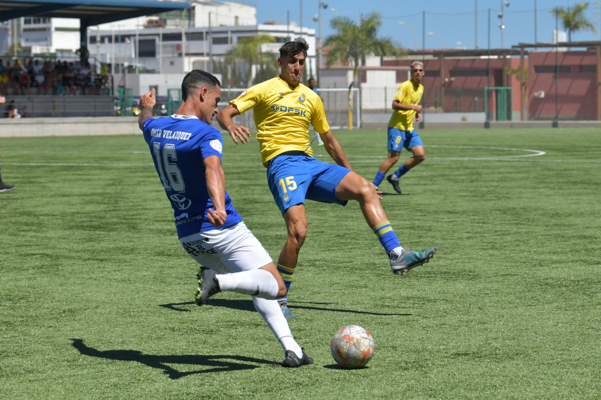 UDLP_Cantera's tweet photo. ¿Quieren ver las fotos de la victoria de Las Palmas Atlético? 🙄

¡Pues aquí las tienen! 😍

#LasPalmasAtlético | #VamosUD 💛💙 https://t.co/uUbLc68gyf