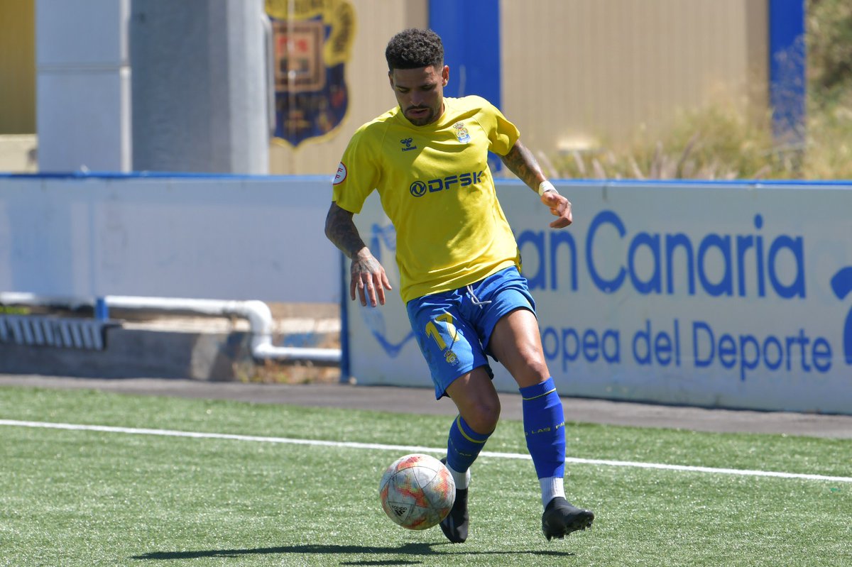 UDLP_Cantera's tweet photo. ¿Quieren ver las fotos de la victoria de Las Palmas Atlético? 🙄

¡Pues aquí las tienen! 😍

#LasPalmasAtlético | #VamosUD 💛💙 https://t.co/uUbLc68gyf