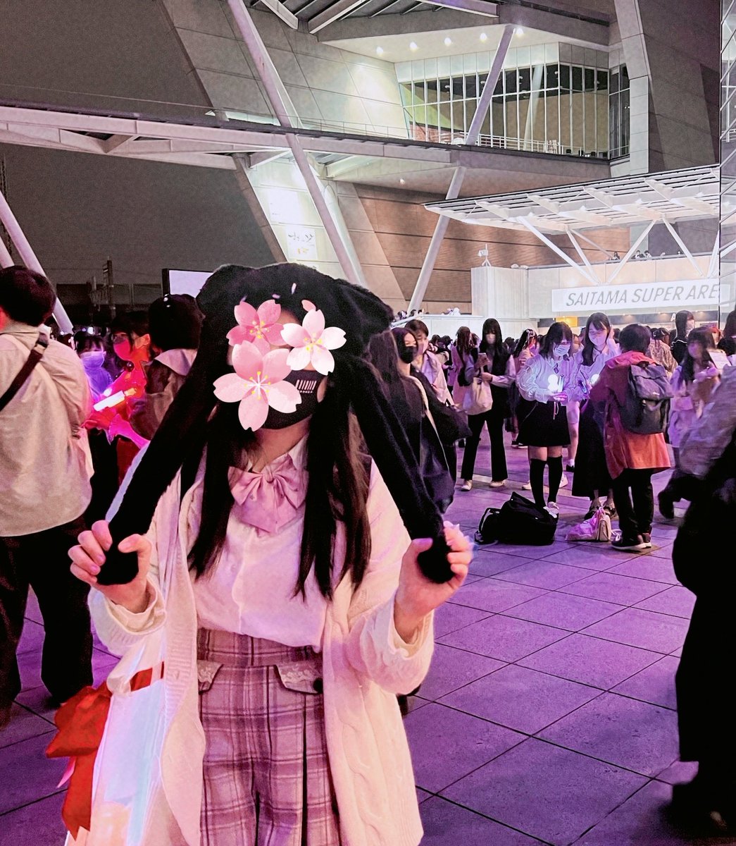 uni_mone_amnos's tweet photo. ㅤㅤ　　♪¸.｡•* 2023.4.30 *•｡.¸♪
　　　　ㅤㅤ After the Rain
　　　　　Tour 2023 -春音-

5年ぶりのAtRは本当に待った甲斐がある濃い内容で古参ホイホイやった（？）
目の前をトロッコが通っていい香りがしたような…しなかったような…
参加させて頂いたフラスタがバカ可愛いので見てくれ https://t.co/d36iFSMNxH