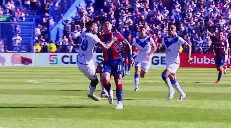 GabrielMoabre's tweet photo. Si 28 años después te vuelvo a encontrar en algún lugar. ROBO. https://t.co/zdg82T7gTd