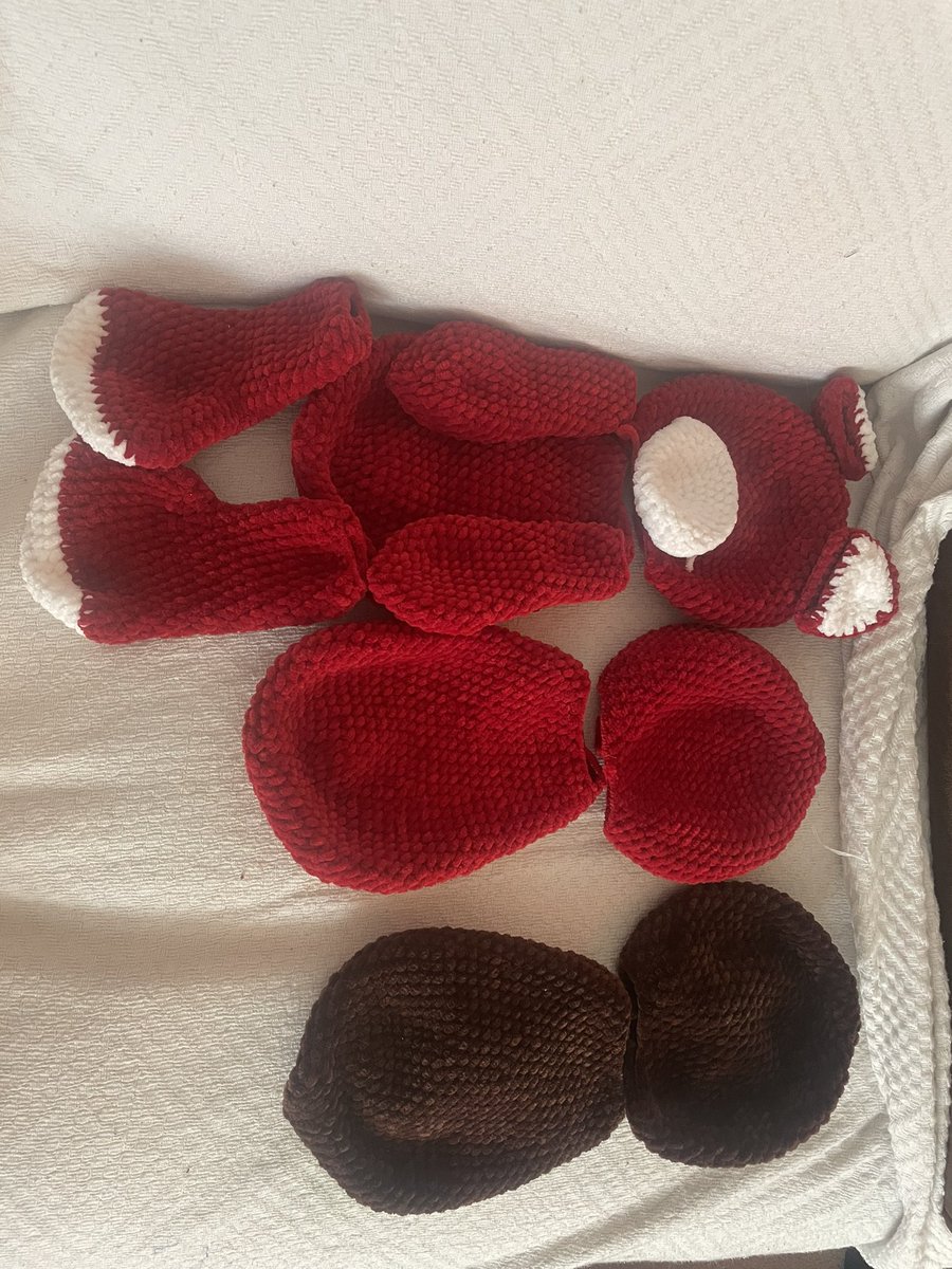 ninjajayne's tweet image. Todays Sunday stitches from Litherland, dreaming of being back on the canal 😁 used to moor at Saracens head and miss our boat #spud #memorybears #flutterbyyarn #ineedaboat