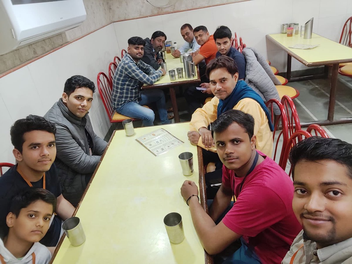 YOGENDRA_PDY's tweet photo. माँ वैष्णोदेवी का दर्शन करने का सौभाग्य प्राप्त हुआ 
#जय_माता_दी https://t.co/JA2i3vkyl6