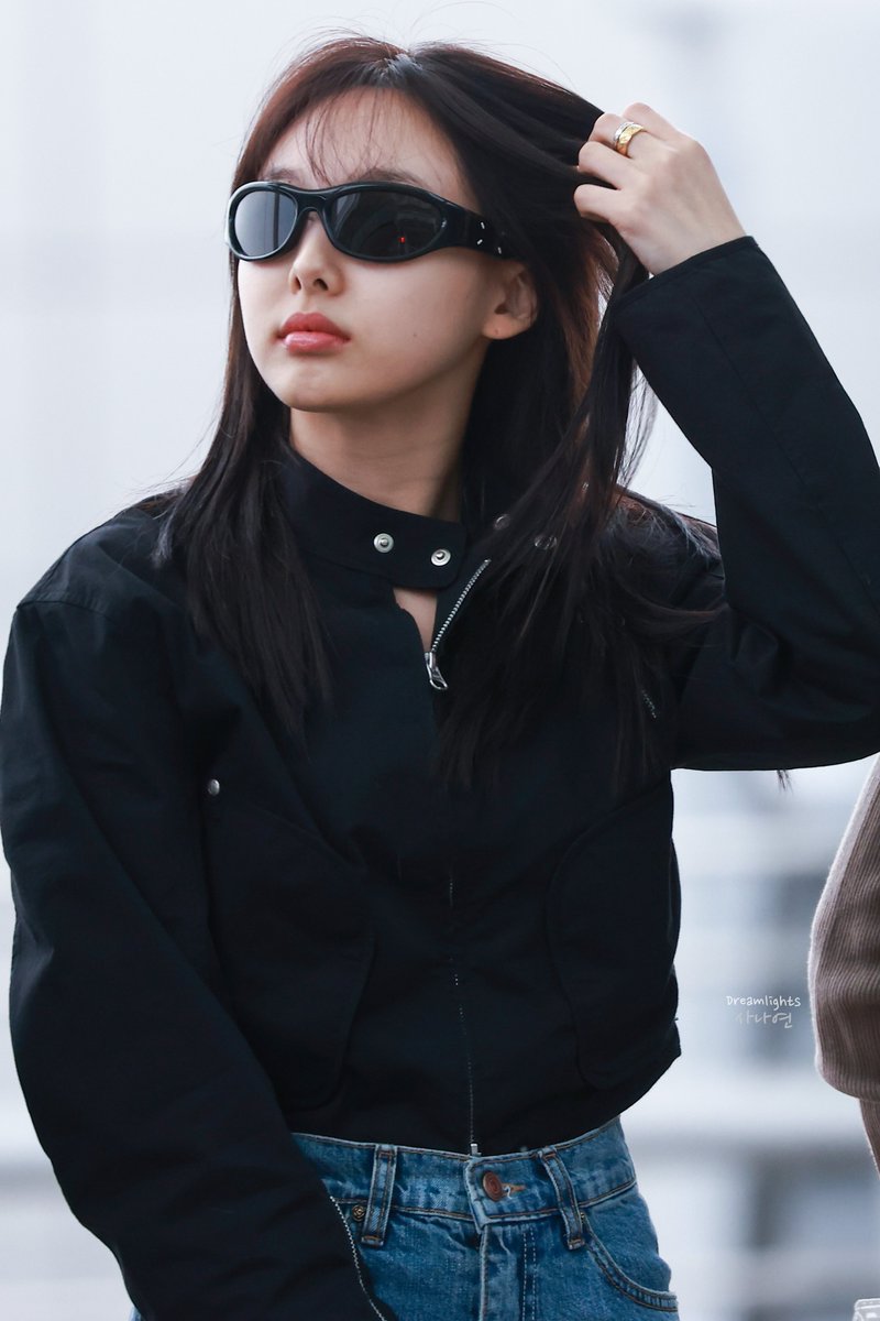 230430 🩵✈️
#트와이스 #나연 #ナヨン #NAYEON