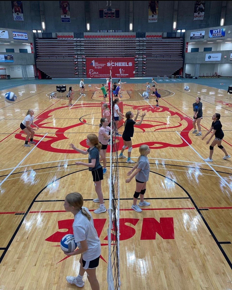 Minot State Volleyball tweet media