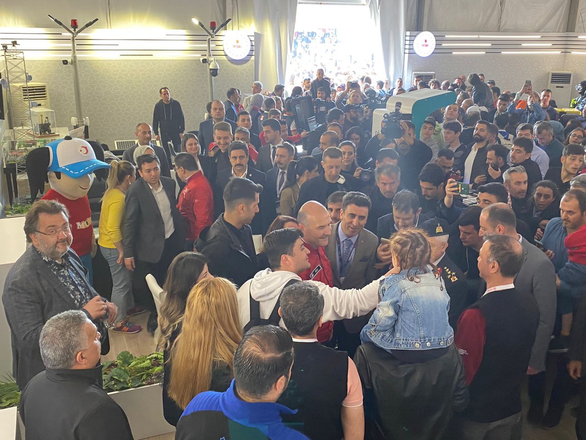 Bakanımız Sayın Süleyman SOYLU (<a href="/suleymansoylu/">Süleyman Soylu</a>), TEKNOFEST’teki standımıza ziyarette bulundu. 

<a href="/teknofest/">TEKNOFEST</a> 
#TEKNOFEST
#HayatınızınHerAnında