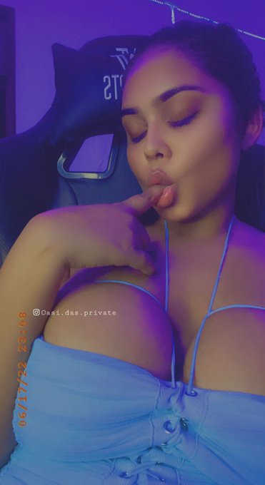 Let mommy suck your 🍆 like this   #retweet #reshare https://t.co/WDbyTJKx8e<a href="/tag/retweet"class="tags">#retweet</a><a href="/tag/reshare"class="tags">#reshare</a>