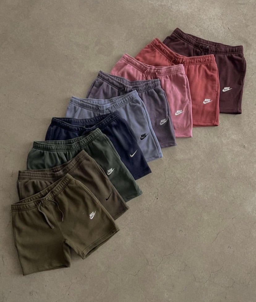 DayDreamKicks's tweet photo. I’m giving away FREE Nike ‘23 Shorts. LIKE and RT if you want a pair. https://t.co/6ycSrXx5Fq