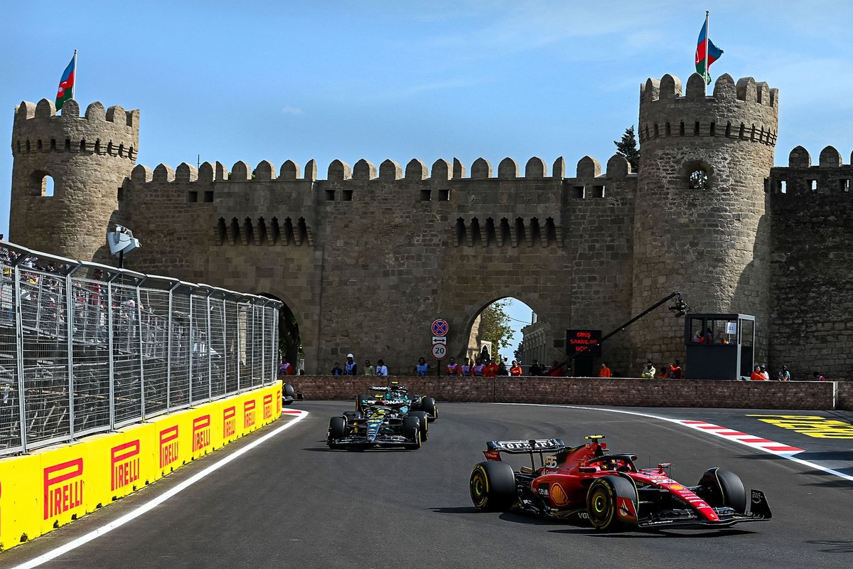 Carlos Sainz tweet media