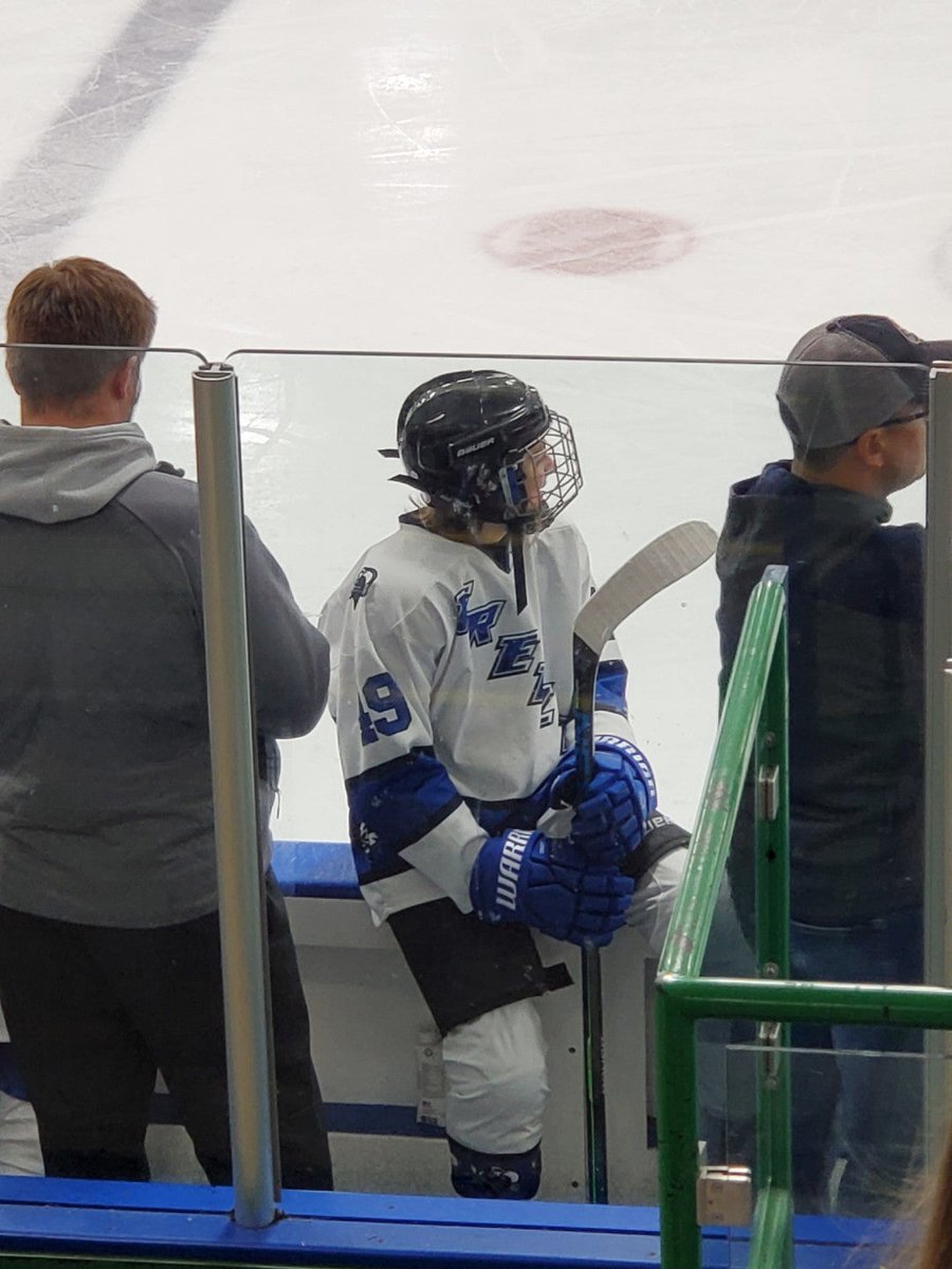 Championship Sunday for @Cullen_Rock &amp; the Freeze. #HockeyLife (@ MAC - Municipal Athletic Complex in Saint Cloud, MN) swarmapp.com/c/ejnQQBPe5IC