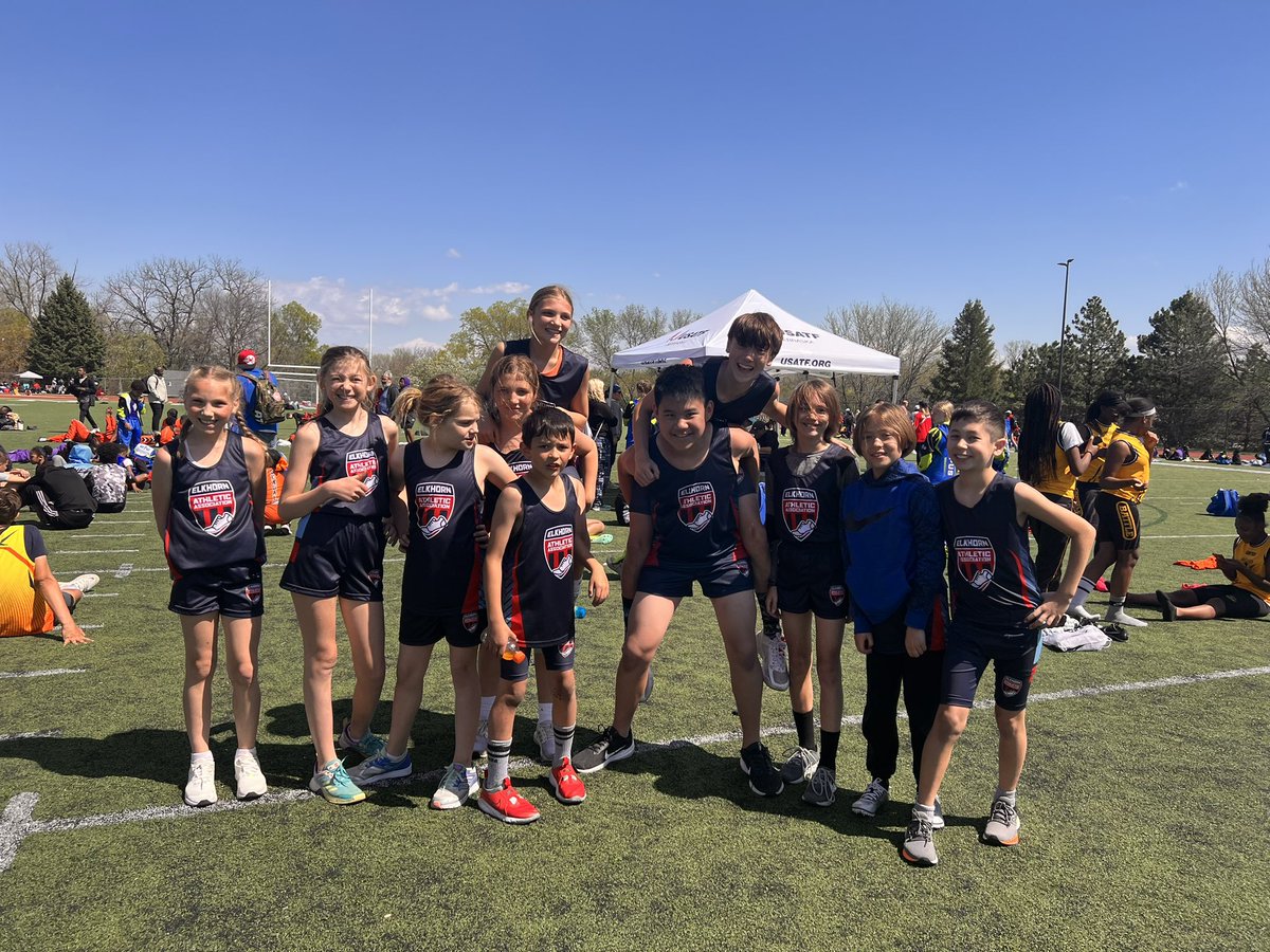 EAA_Track's tweet photo. First meet of the season in the books! #trackandfield #usatf https://t.co/HERNWYqYfr