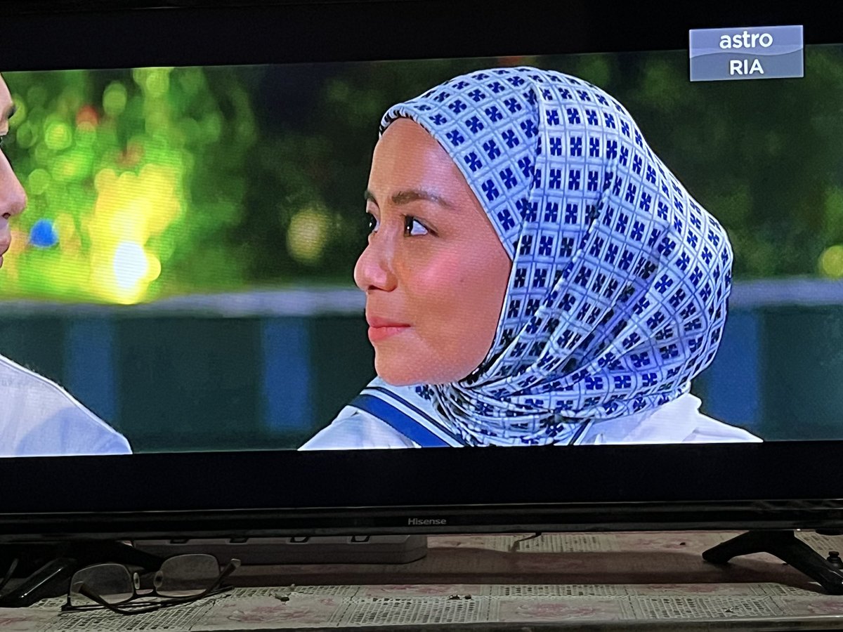 wanraqia's tweet photo. Halah halah halah renungan tuhhh 🥰🥰

SAYA SAYANG AWAKKK!! 
@MFMiraFilzah @HunHaqeem 

#ImamInstantUstazahScammer #IIUS https://t.co/2vREJglaaZ