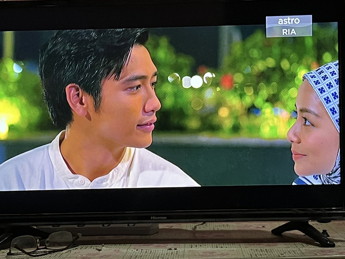 wanraqia's tweet photo. Halah halah halah renungan tuhhh 🥰🥰

SAYA SAYANG AWAKKK!! 
@MFMiraFilzah @HunHaqeem 

#ImamInstantUstazahScammer #IIUS https://t.co/2vREJglaaZ