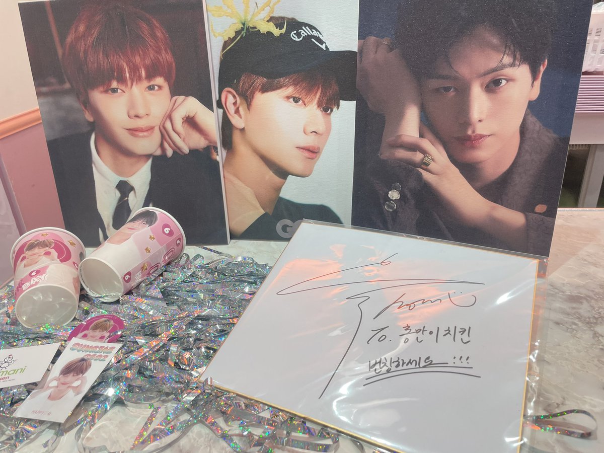 hDJ3ZlfLnmHWSmx's tweet photo. ソンジェセンイル巡り
一軒目HONMANIchickenさんへ
ソンジェのお出迎えにテンション上がり
美味しいチキンとキンパ
チゲを頂いた
お腹いっぱい
企画ありがとうございました
#mysweetoddfish
@honma2chicken 様
@Happy_6SJ様 https://t.co/4GJKxxcQ8N