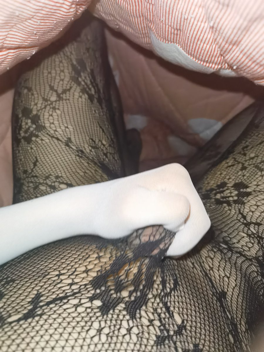 foxilailisha's tweet photo. 现在已经是个小废物了，太无聊了
#伪娘自慰 #伪娘 #女装 #丝袜 https://t.co/5J1byApCFp