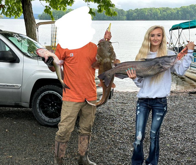 3 fish weigh in.. channel, blue and flathead 💪🏼 Don&rsquo;t come for my grippers. I don&rsquo;t wanna drop the fish<a href="/tag/onlyfans"class="tags"><span>#onlyfans</span></a>