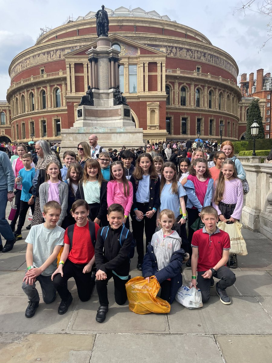 Choir all ready for their performance at the Royal Albert Hall! #hertfordshiregala