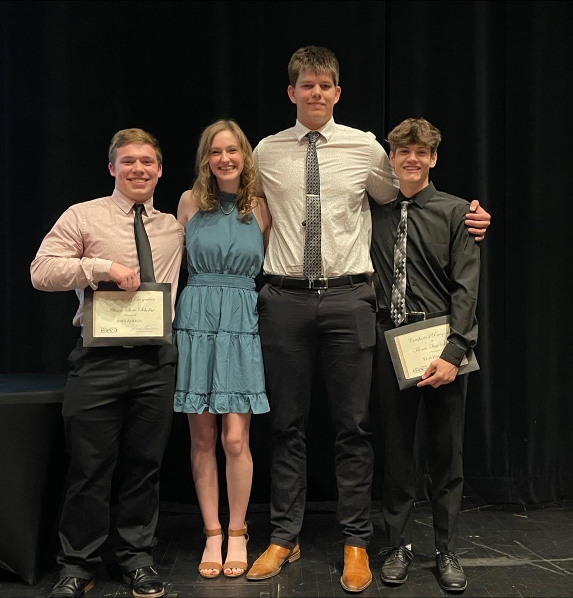 ngpreps's tweet photo. As we near the finish line for Year 7 of High School Confidential, a shoutout to talented correspondent @callikraft. Happy to have @IWHSraiders part of our project for the first time. 

This week:

https://t.co/GMFi1qIIoT

Powered by @DanvilleAreaCC https://t.co/Te0Q07AYGG