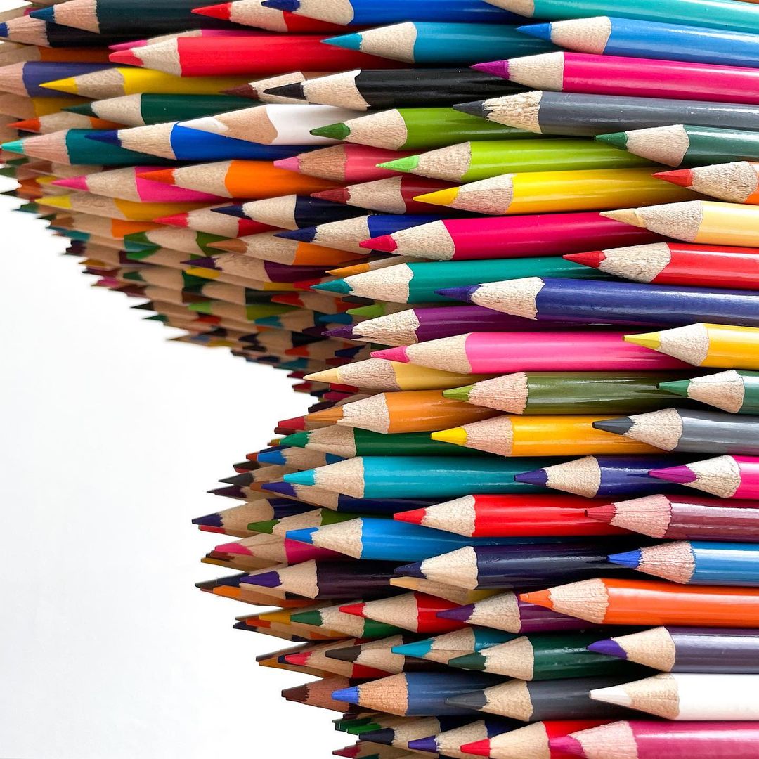 HandmadeWndrs's tweet photo. Color Blind 🎨✏️ 

Artist: @mollygambardella ⬅️ 

#handmadewonders #PencilArt #ColorfulHead #PencilSculpture #ArtInstallation #ColorfulArt #ArtOfTheDay #Sculpture #ColorfulDesign #ArtisticCreation #Artistry #ArtInstallation #ArtisticVision #CreativeProcess #ColorfulMasterpiece https://t.co/rLNWN79Hz4