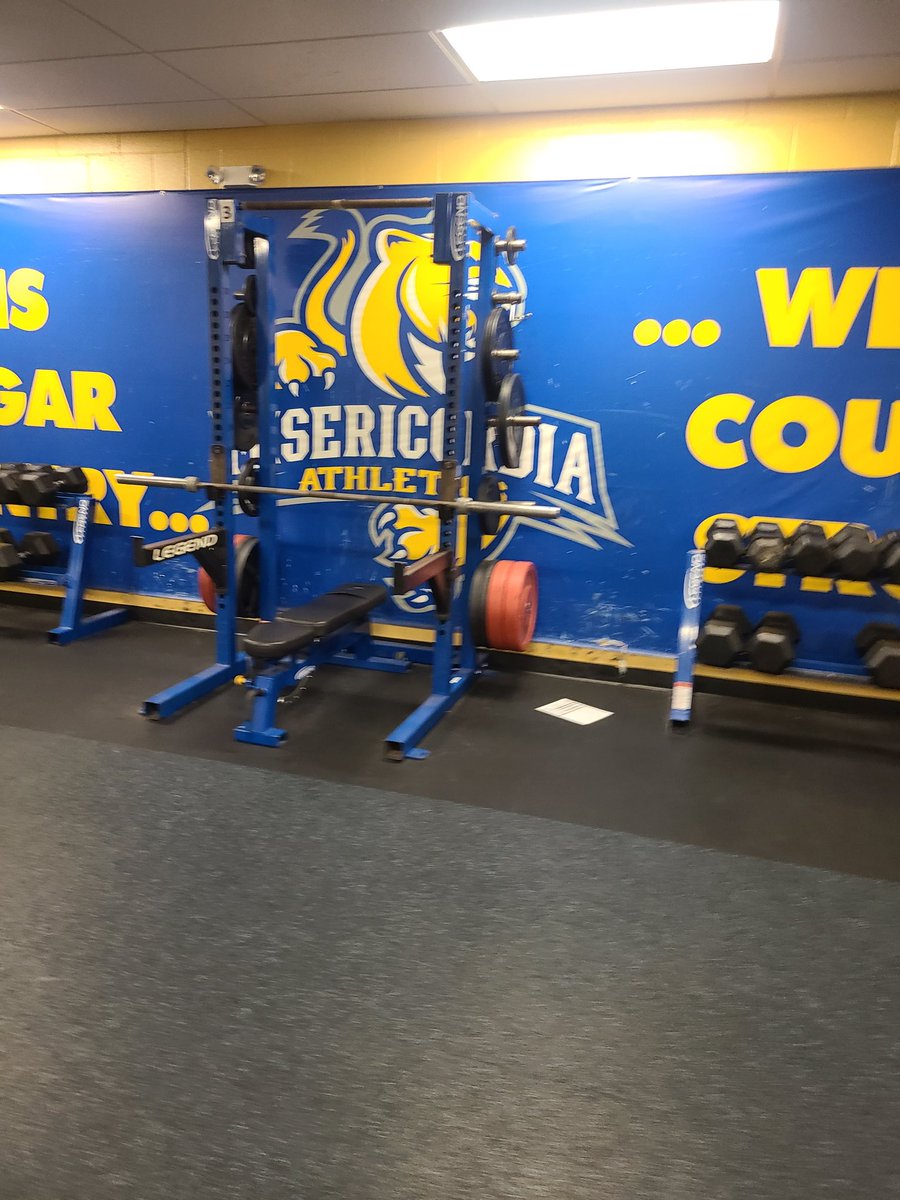 RileyStidham42's tweet photo. Great visit @MUCougarsFB! Energy from players and coaches was exciting.  Looking forward to a second visit.
Thanks @MisericordiaHFC @K_Price73 @CoachRGaskins2.
@GoMVB @ptownhornets4eV @nextlvlculture https://t.co/FNFyDIrTtd
