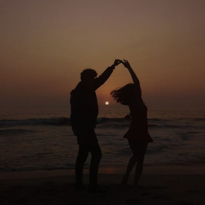 thegreatrheiner's tweet photo. "You still continue to ruin songs for me, Rhein Gil. Thank you." 

rheinkate at laki beach | #FirstEightWP https://t.co/nTWxCwspos