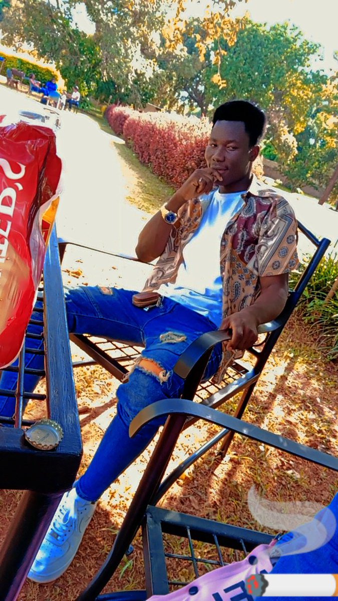 MumbaEdward3's tweet photo. Life is like a sport, facing obstacles and learning from them. Every time we fall we get back up and try again until we finish what has been started! We try and try never to quit, because what's life without trying.#kasuli🇿🇲
#sundayvibea https://t.co/7YWchSfRKj