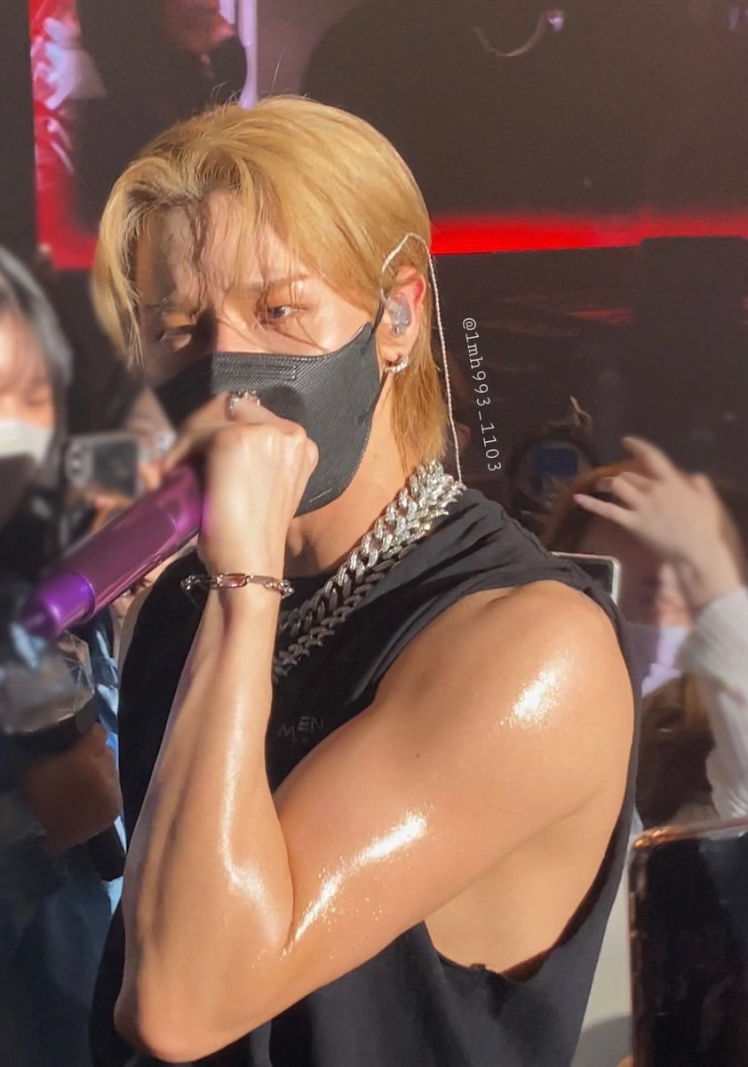 n년 전 오늘의 아이엠 tweet media