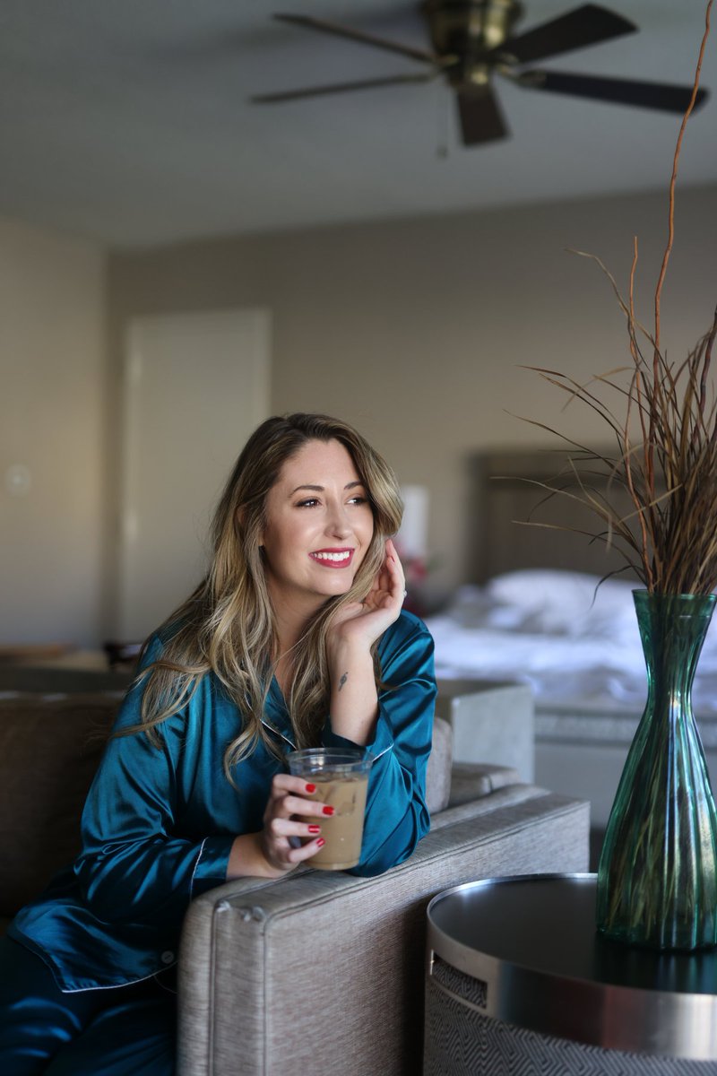 Why rush back to reality so soon? Stay an extra night with us and enjoy 50% off your third night.

Book now: bit.ly/417Skin

📸: Jessica Place