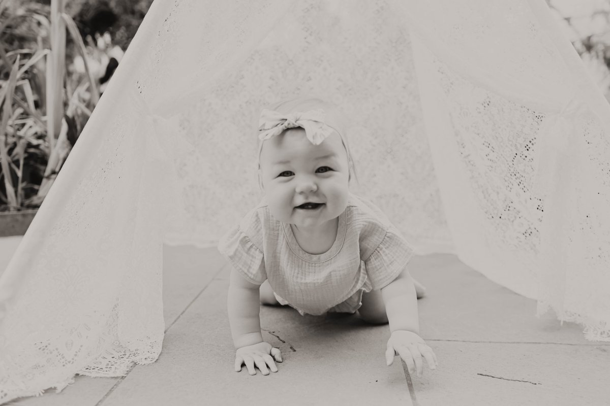 EmbryJackson2's tweet photo. I can’t fathom that sweet girl will be ONE this Friday🥹 https://t.co/j9gw64bn5q