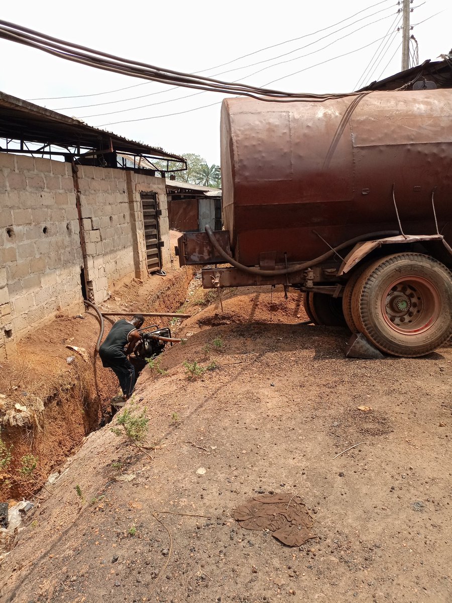 MrFrank042's tweet photo. @AfamDeluxo Again @AfamDeluxo I ve a gud business idea. It's extraction Of karnel/veg oil. I hv all it takes to kick off. Land for permanent or temporal factory site, 20/24hrs power supply(33 priority power line), idea from scratch to finish. I'm in d biz but in a small scale bcoz of capital https://t.co/hCQxg3vCxL