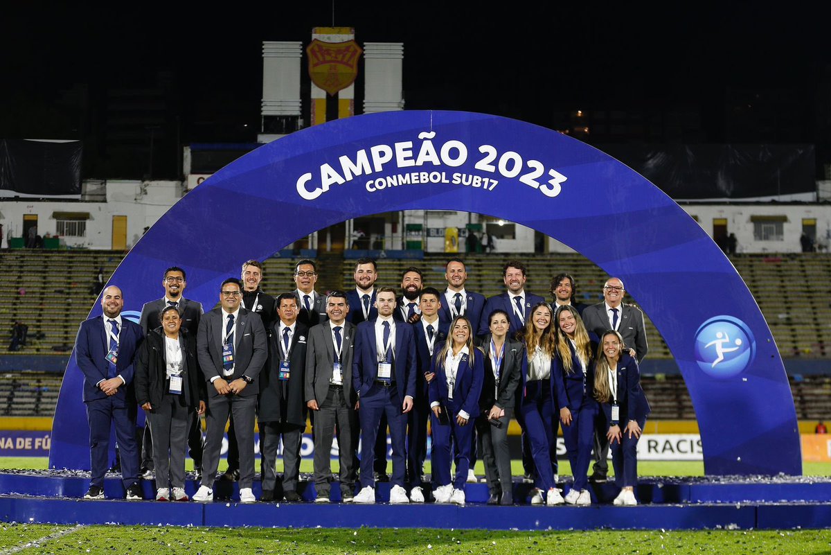 EnzoSgaravatti's tweet photo. Increíble experiencia en el CONMEBOL SUB-17 en Ecuador. ¡Fue un honor formar parte de esta gran competición en mi país 🇪🇨! 

Vamos por más 💪🏻⚽️ https://t.co/AUE9SiWfvL