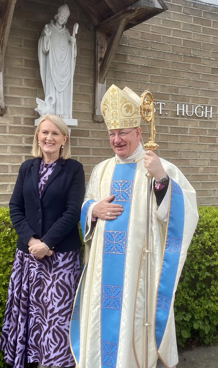 KevSTAR80's tweet photo. At Mass today, Mrs Grace was formally  inducted as @StHughSchool Head of School, by +Richard.

Julie Oldroyd (Director of Diocesan Education Service) with governors, staff and students joined family members, the Parish, Cn Rob, Fr Nick &amp; Dcn Rob for the celebration.

@ABDiocese https://t.co/chjxxgIF6g