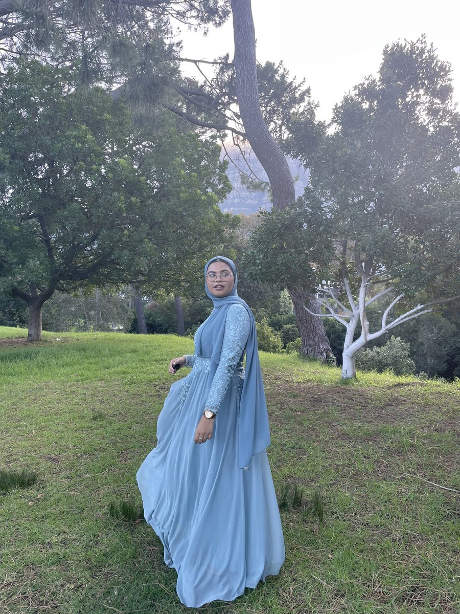 aytchdavids_'s tweet photo. Not that anyone asked but here’s a blue Sunday photo set 🩵 https://t.co/Mj9AxQyQGr